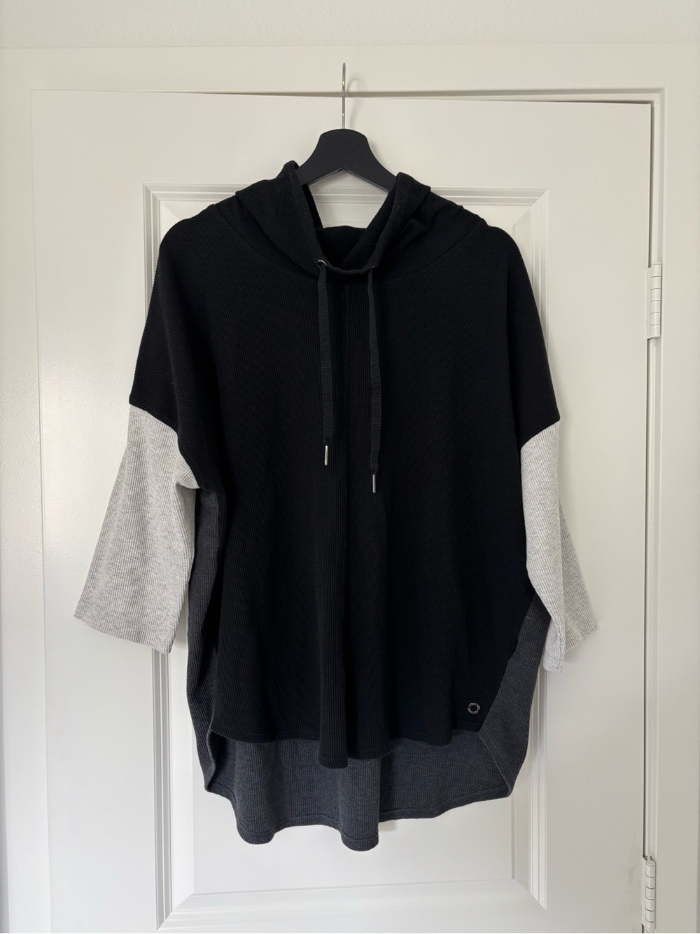 Calvin Klein Performance Colorblock Outerwear